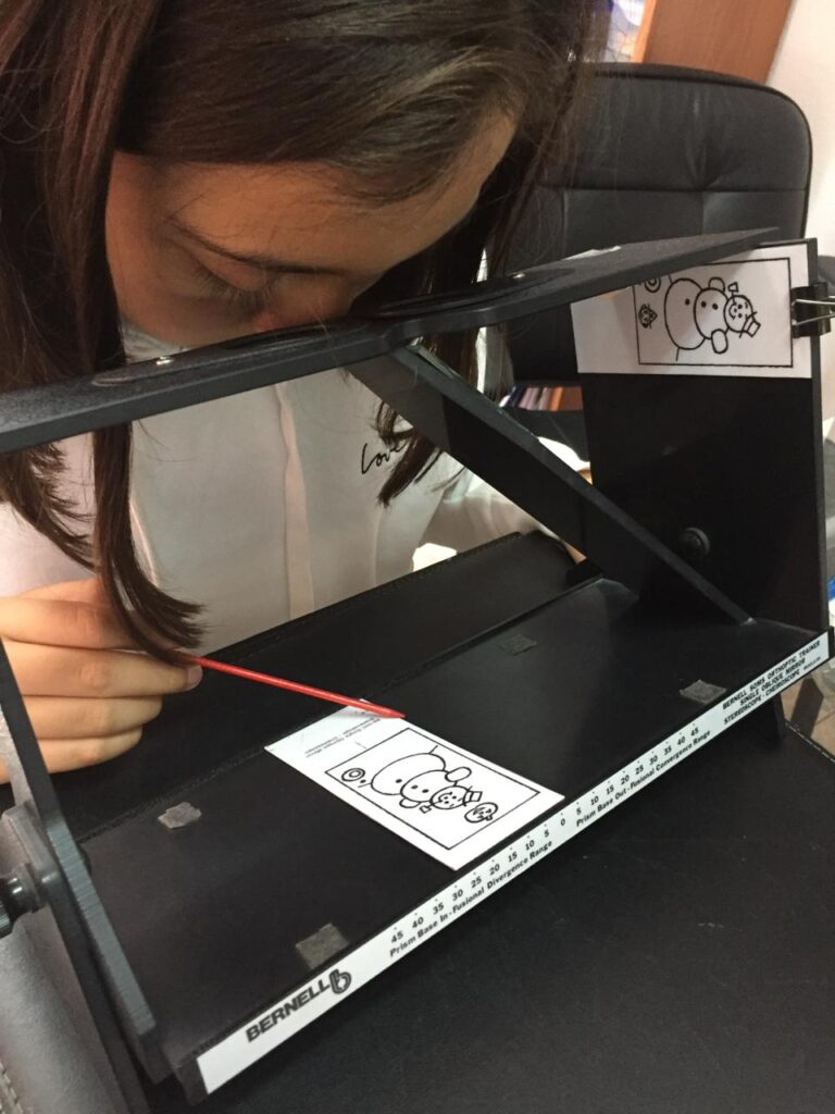 Diseñado para exploradores visuales jóvenes: Terapia Infantil Merinópticos