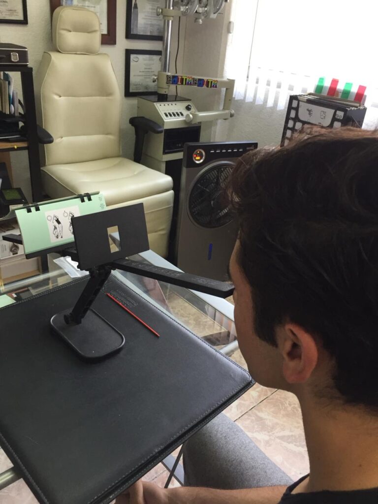 Desbloqueando habilidades visuales con Terapia Visual para Niños